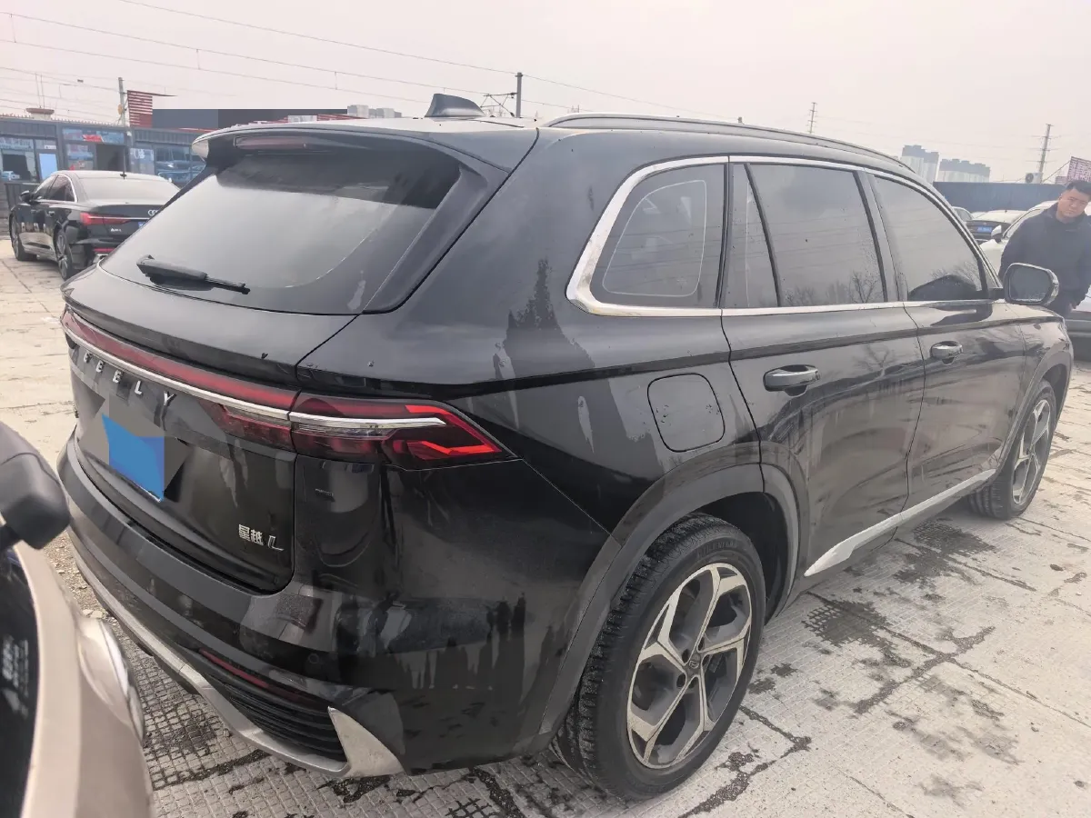 2021 Geely Monjaro 2.0T 218HP L4 7DCT,autocango,china used car exporter,china ev exporter,chinese used car exporter,chinese used ev exporter