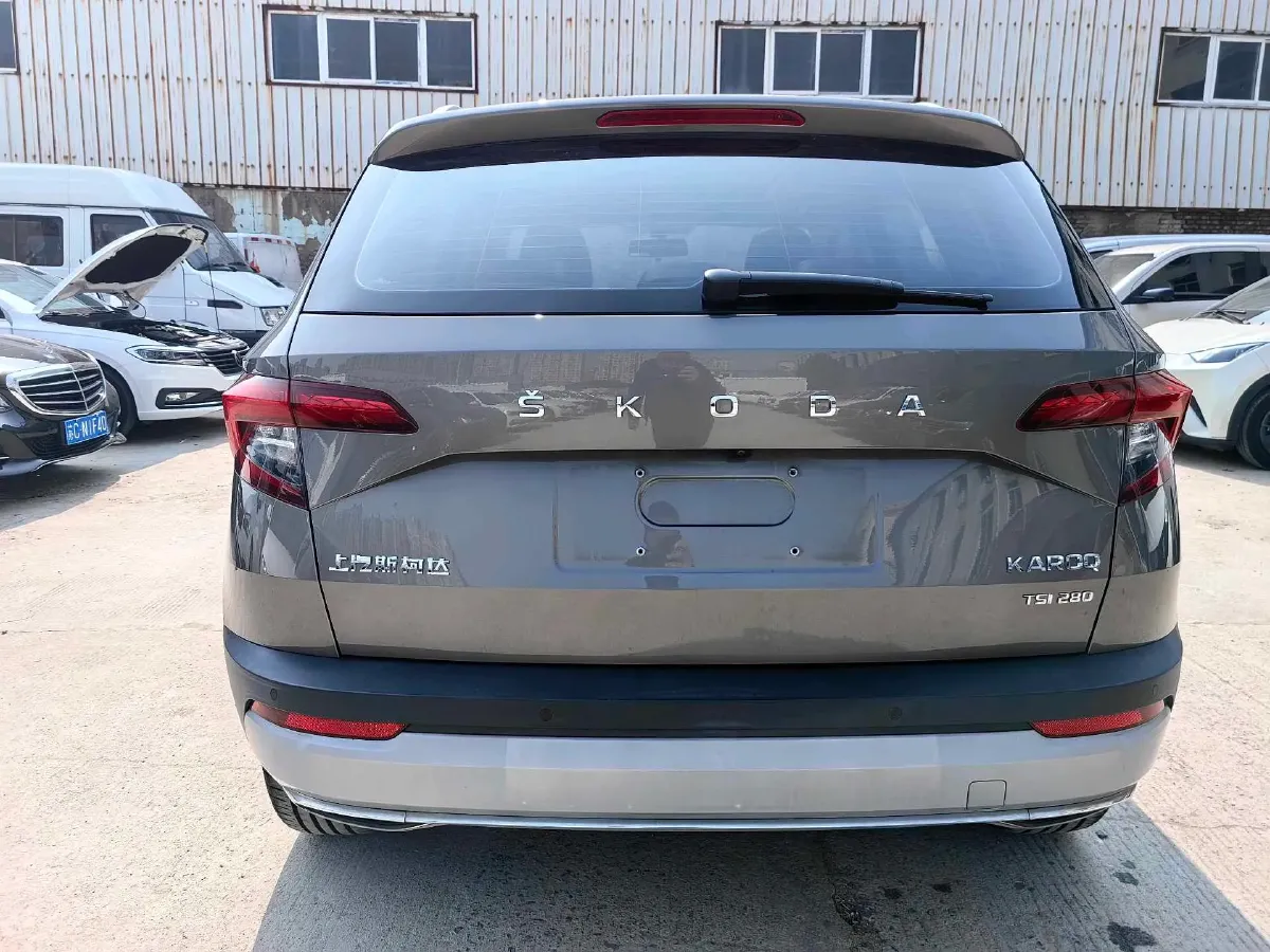 2020 Skoda Karoq 1.4T 150HP L4 7DCT,autocango,china used car exporter,china ev exporter,chinese used car exporter,chinese used ev exporter