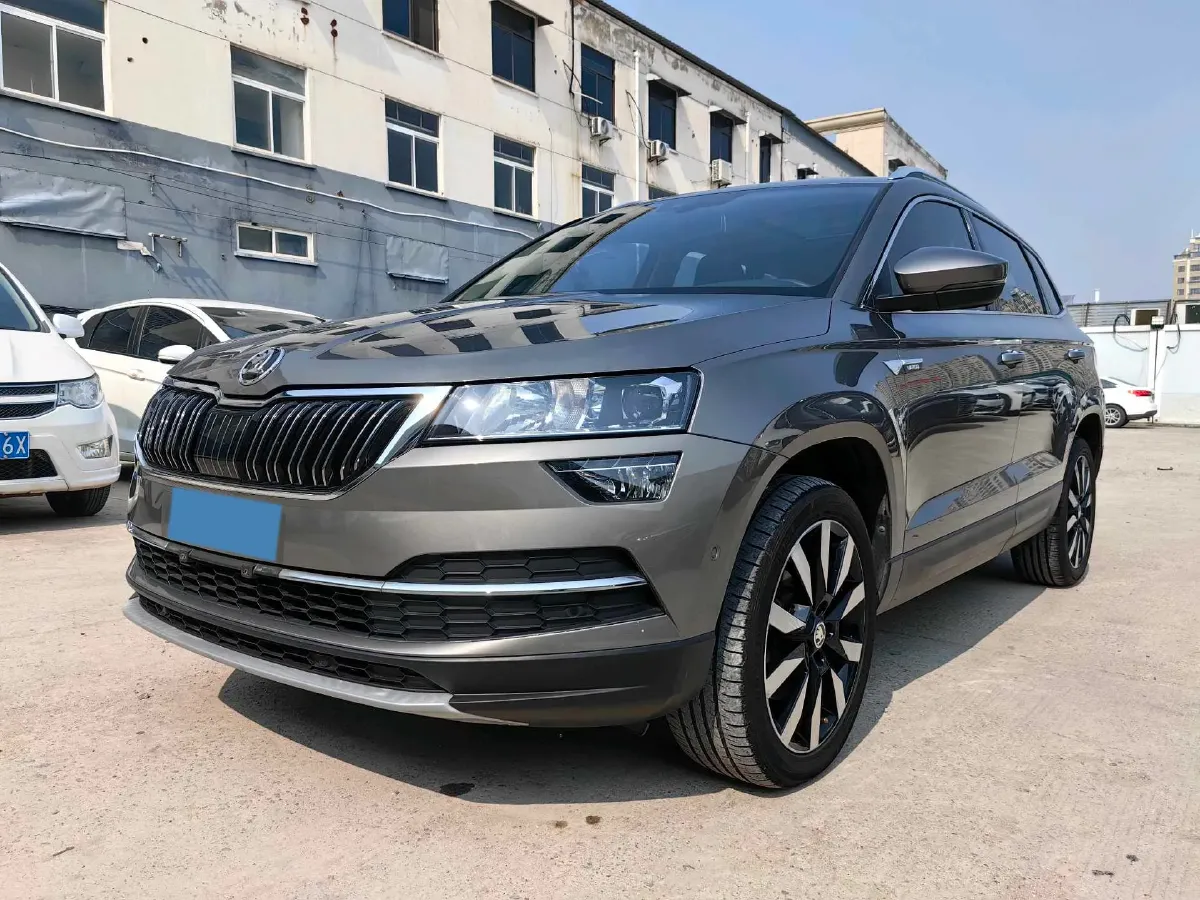 2020 Skoda Karoq 1.4T 150HP L4 7DCT,autocango,china used car exporter,china ev exporter,chinese used car exporter,chinese used ev exporter
