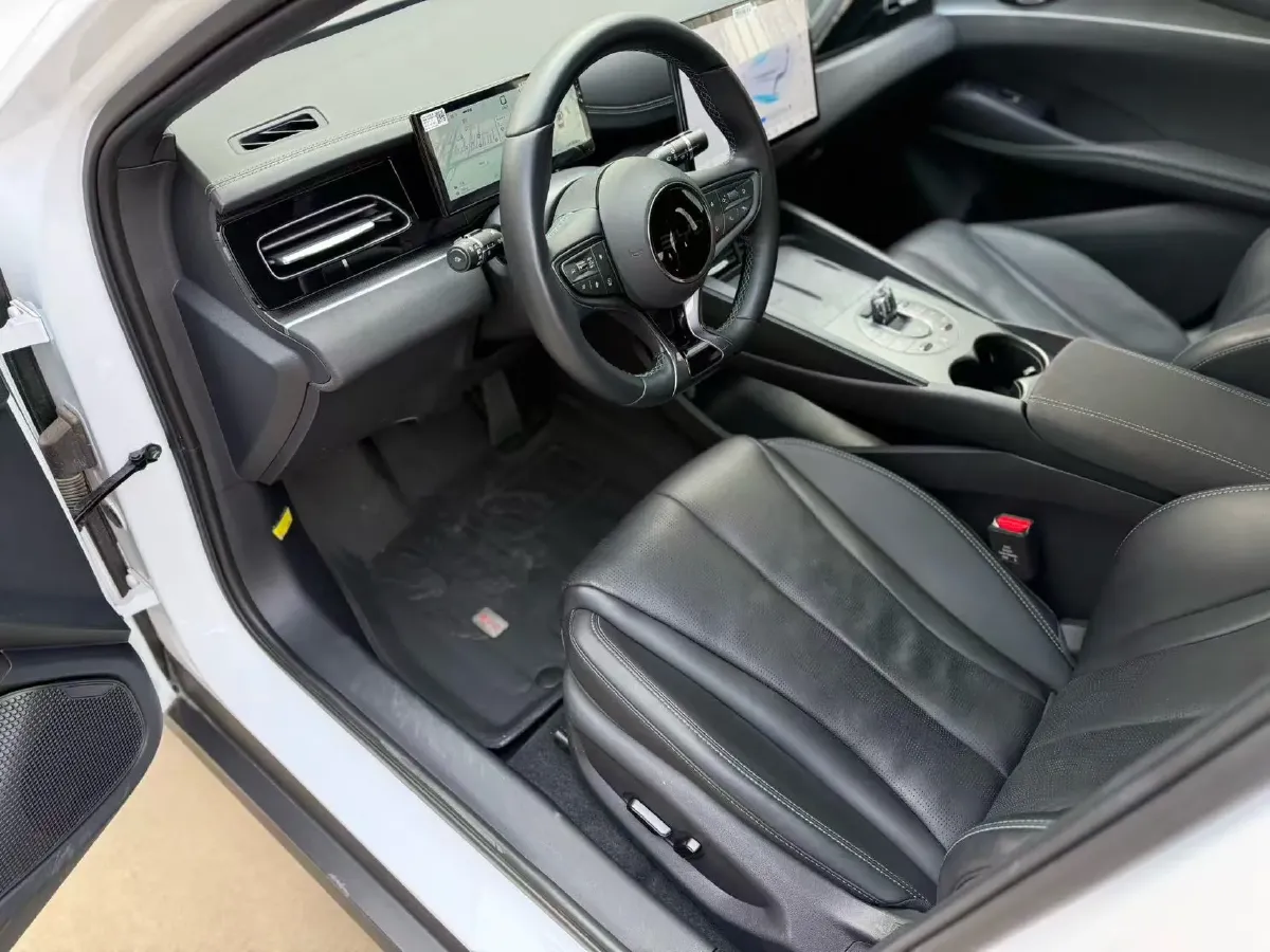 2025 BYD Seal 06 1.5L 101HP L4 E-CVT PHEV 15.87KWH,autocango,china used car exporter,china ev exporter,chinese used car exporter,chinese used ev exporter