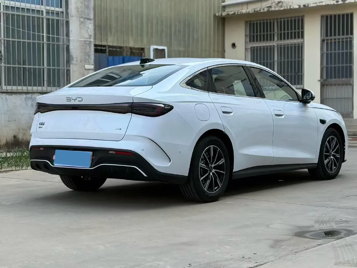 2025 BYD Seal 06 1.5L 101HP L4 E-CVT PHEV 15.87KWH,autocango,china used car exporter,china ev exporter,chinese used car exporter,chinese used ev exporter