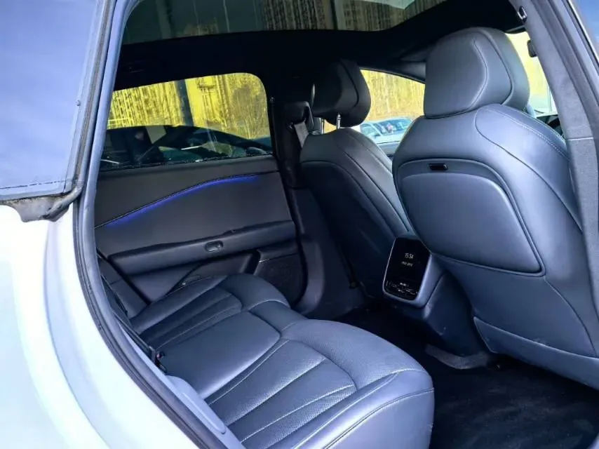 2024 Xpeng P7+ BEV 60.7KWH,autocango,china used car exporter,china ev exporter,chinese used car exporter,chinese used ev exporter