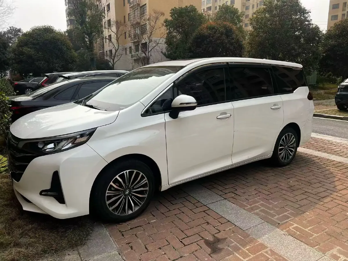 2021 GAC Trumpchi M6 1.5T 169HP L4 7DCT,autocango,china used car exporter,china ev exporter,chinese used car exporter,chinese used ev exporter