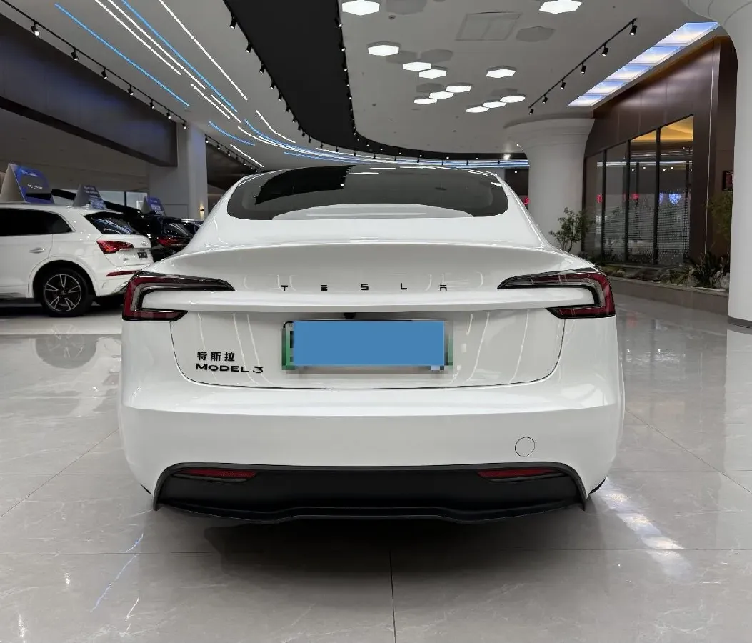 2025 Tesla Model 3 BEV 62.5KWH,autocango,china used car exporter,china ev exporter,chinese used car exporter,chinese used ev exporter