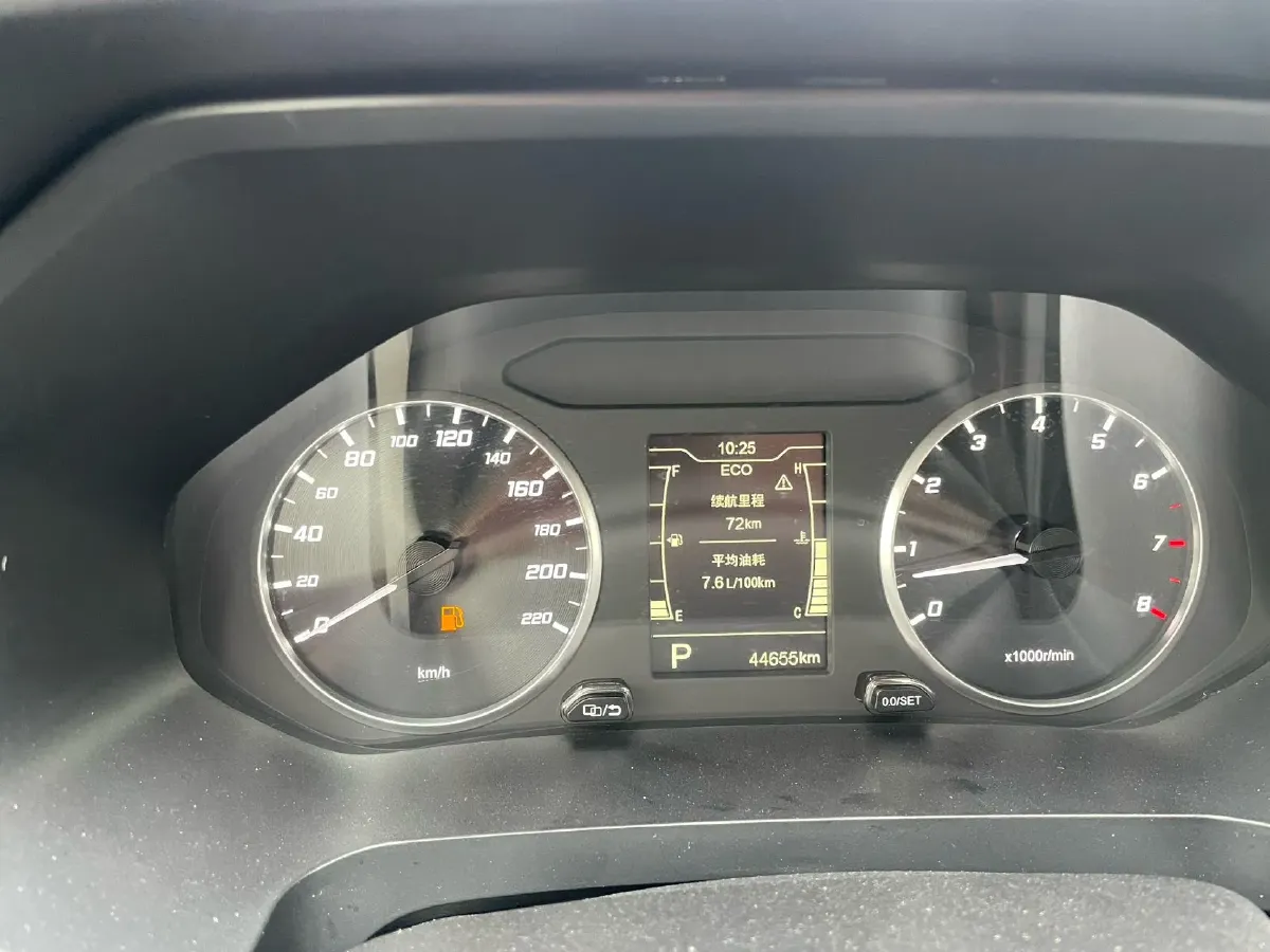 2022 Chery Tiggo 7 1.5T 156HP L4 CVT,autocango,china used car exporter,china ev exporter,chinese used car exporter,chinese used ev exporter