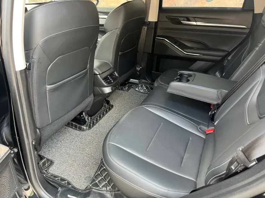 2021 Haval H6 2.0T 211HP L4 7DCT,autocango,china used car exporter,china ev exporter,chinese used car exporter,chinese used ev exporter