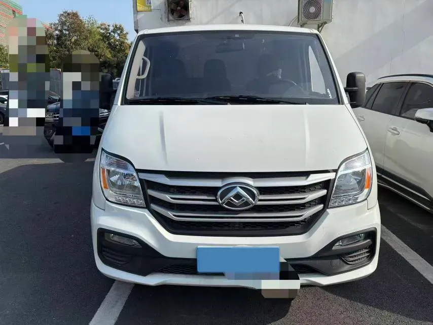 2025 MAXUS XinTu V80 2.0T 147HP L4 6MT,autocango,china used car exporter,china ev exporter,chinese used car exporter,chinese used ev exporter