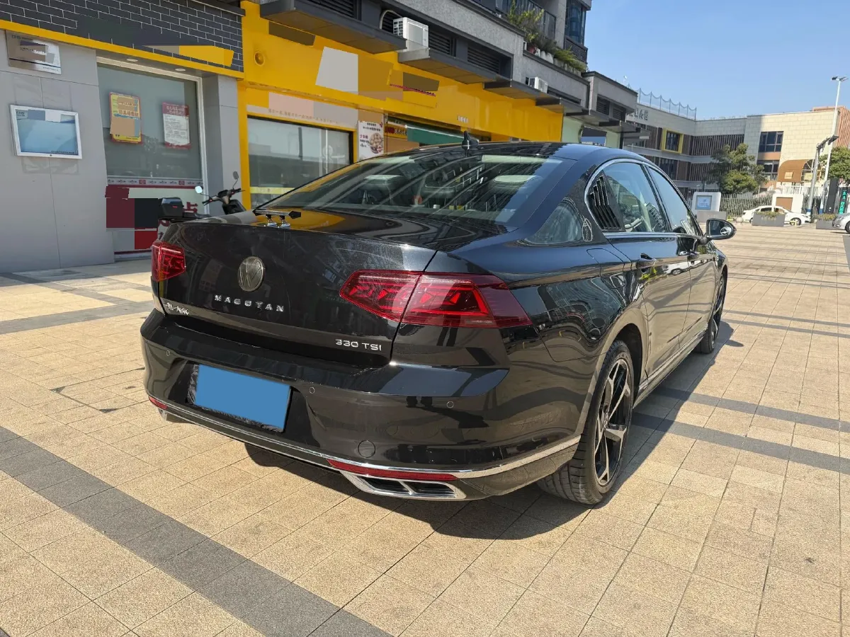 2023 Volkswagen Magotan 2.0T 186HP L4 7DCT,autocango,china used car exporter,china ev exporter,chinese used car exporter,chinese used ev exporter