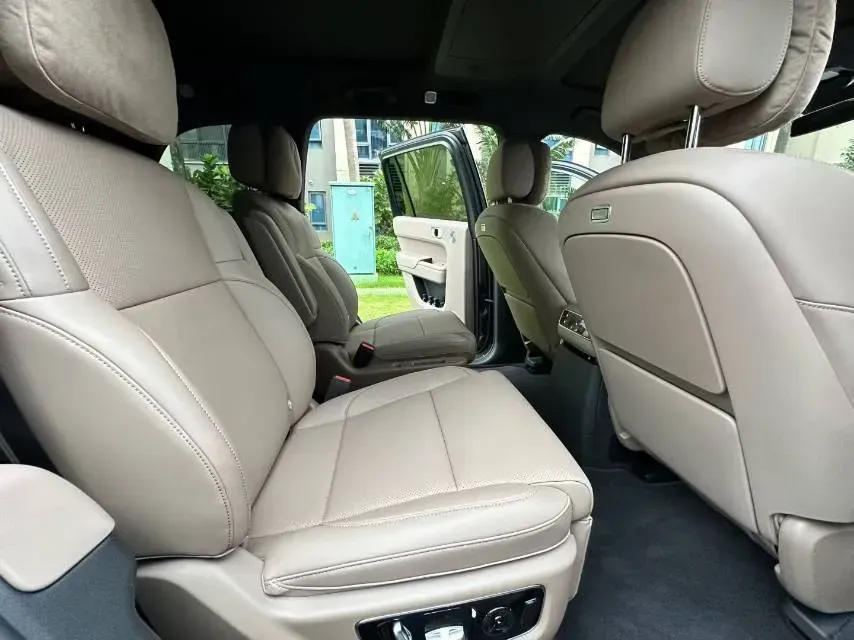 2025 Li L9 Range Extended 154HP REEV,autocango,china used car exporter,china ev exporter,chinese used car exporter,chinese used ev exporter