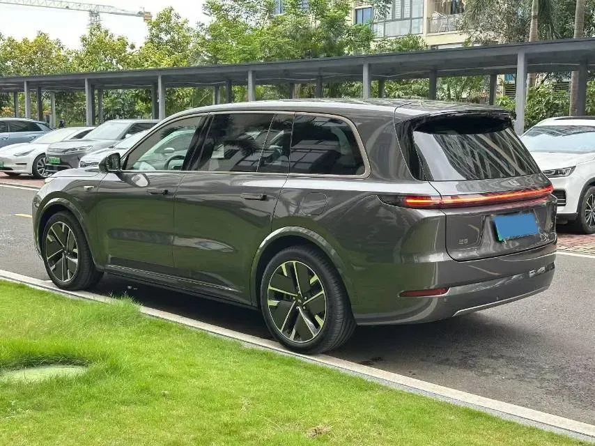 2025 Li L9 Range Extended 154HP REEV,autocango,china used car exporter,china ev exporter,chinese used car exporter,chinese used ev exporter