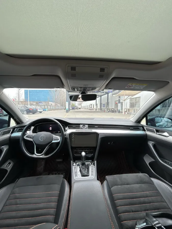 2021 Volkswagen Magotan 2.0T 186HP L4 7DCT,autocango,china used car exporter,china ev exporter,chinese used car exporter,chinese used ev exporter