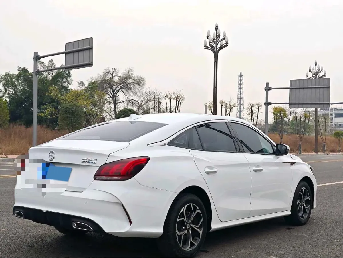 2021 MG 5 1.5L 120HP L4 CVT,autocango,china used car exporter,china ev exporter,chinese used car exporter,chinese used ev exporter