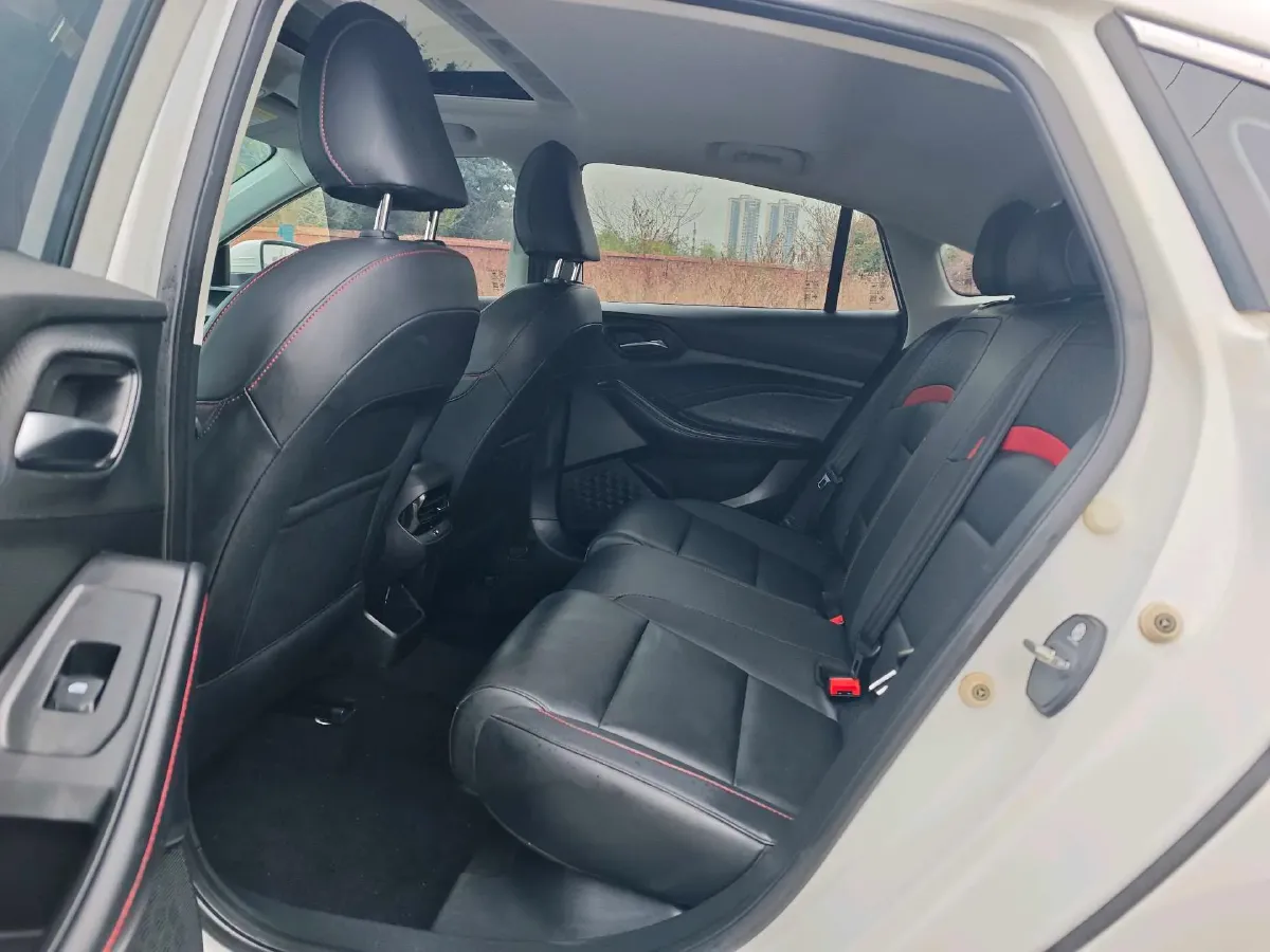 2021 MG 5 1.5L 120HP L4 CVT,autocango,china used car exporter,china ev exporter,chinese used car exporter,chinese used ev exporter