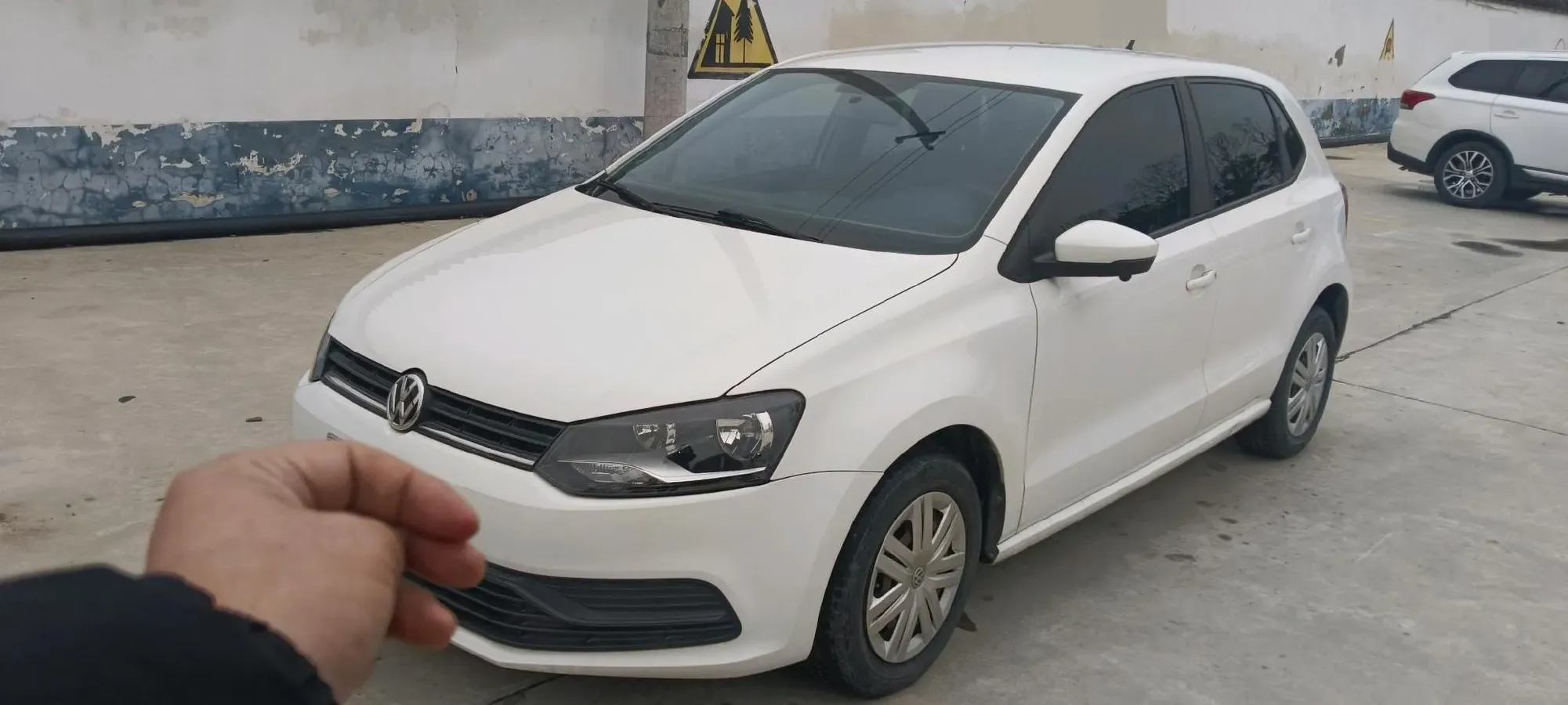 2016 Volkswagen Polo 1.6L 110HP L4 6AT,autocango,china used car exporter,china ev exporter,chinese used car exporter,chinese used ev exporter