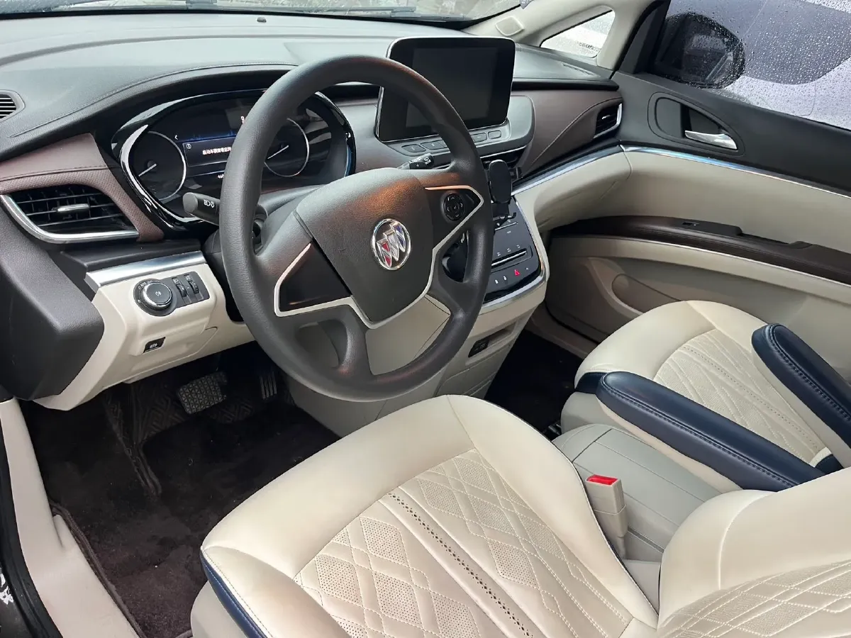 2022 Buick GL8 2.0T 237HP L4 9AT,autocango,china used car exporter,china ev exporter,chinese used car exporter,chinese used ev exporter