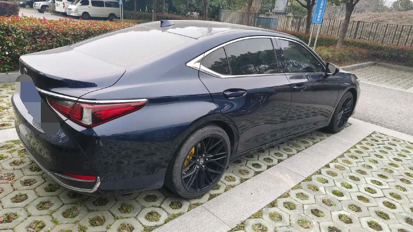 2020 Lexus ES 2.0L 173HP L4 CVT,autocango,china used car exporter,china ev exporter,chinese used car exporter,chinese used ev exporter