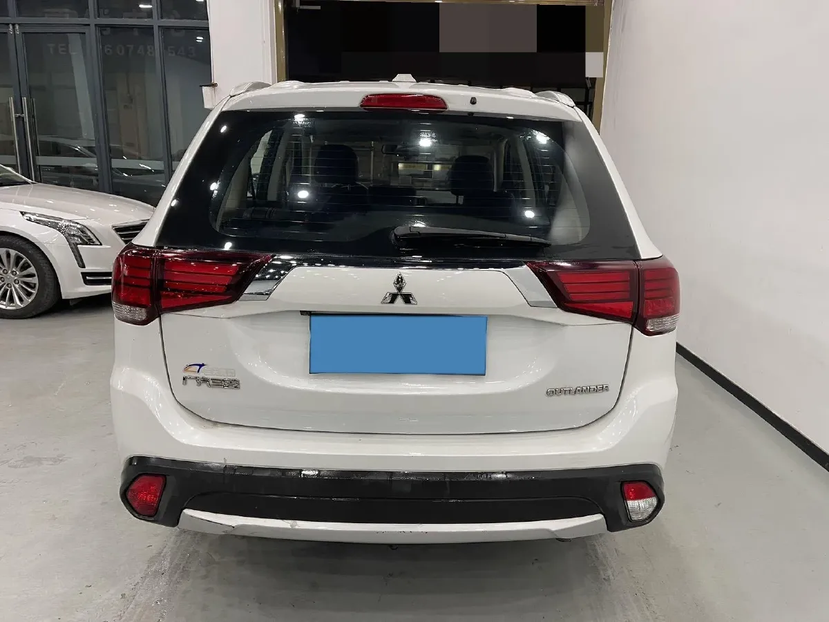 2018 Mitsubishi Outlander 2.0L 166HP L4 CVT,autocango,china used car exporter,china ev exporter,chinese used car exporter,chinese used ev exporter
