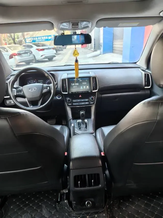 2019 Hyundai ix35 2.0L 160HP L4 6AT,autocango,china used car exporter,china ev exporter,chinese used car exporter,chinese used ev exporter