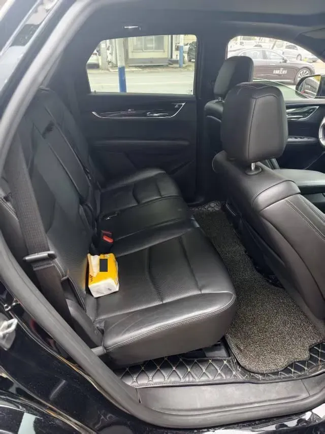 2021 Cadillac XT5 2.0T 237HP L4 9AT,autocango,china used car exporter,china ev exporter,chinese used car exporter,chinese used ev exporter