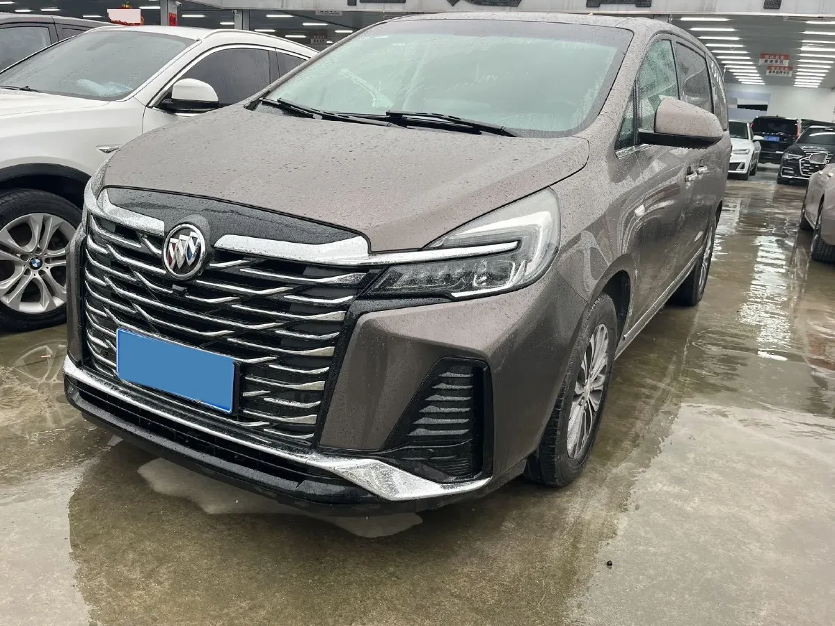 2022 Buick GL8 2.0T 237HP L4 9AT,autocango,china used car exporter,china ev exporter,chinese used car exporter,chinese used ev exporter