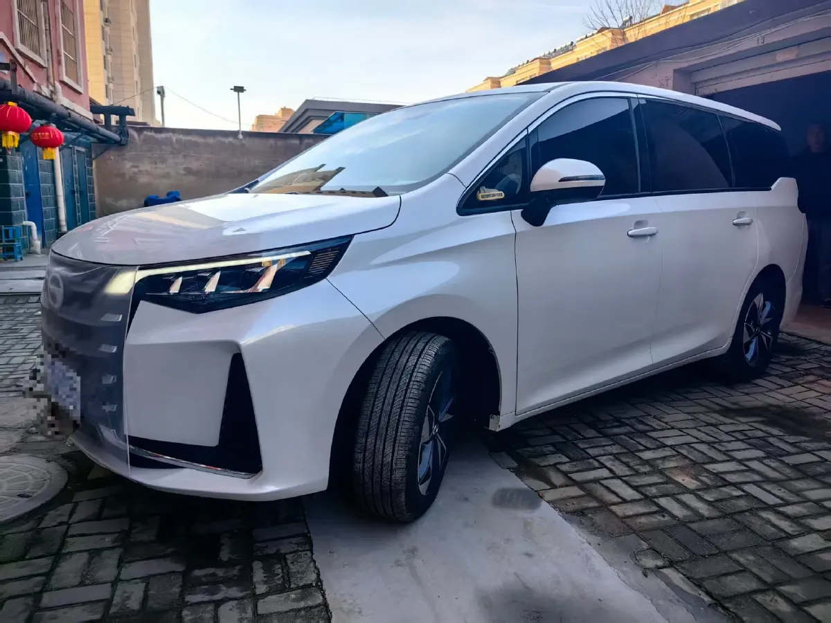 2023 GAC Trumpchi M6 1.5T 177HP L4 7DCT,autocango,china used car exporter,china ev exporter,chinese used car exporter,chinese used ev exporter