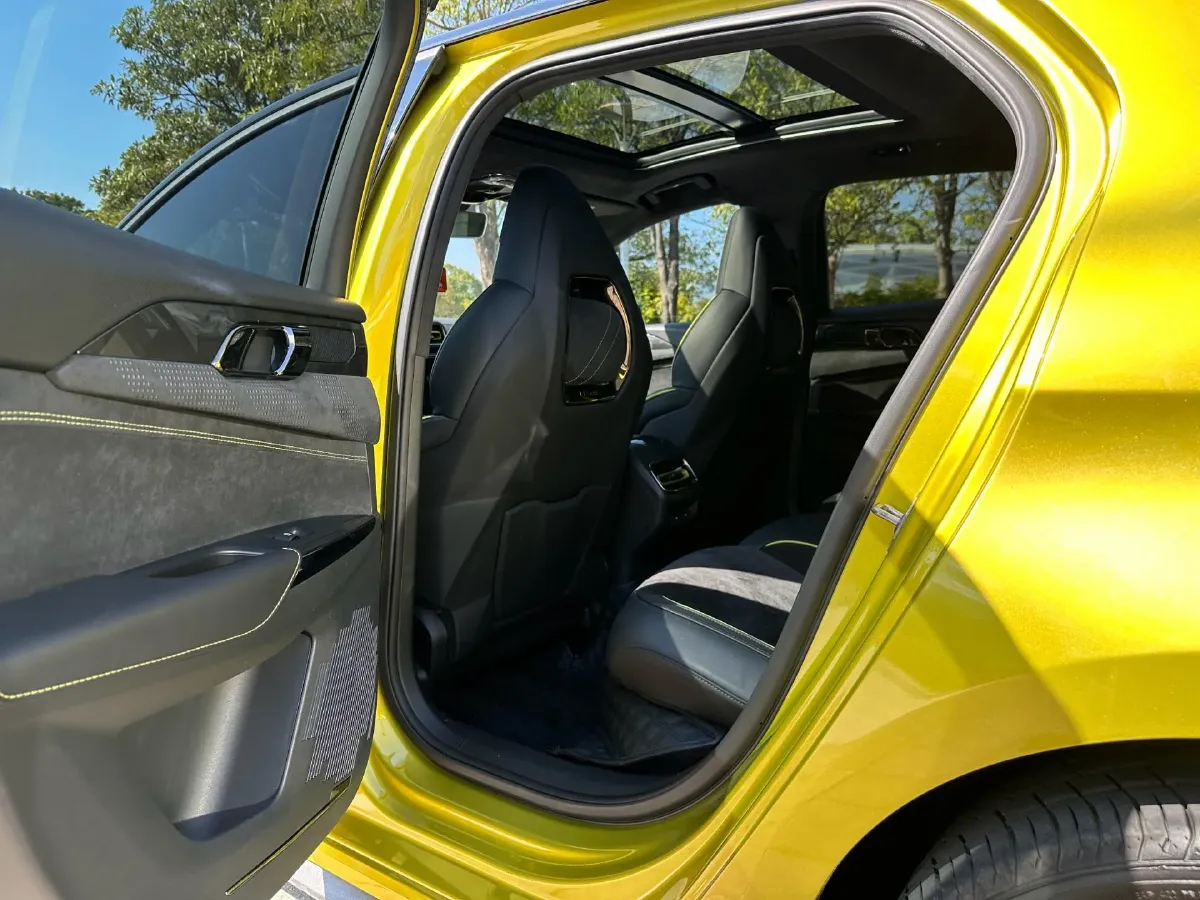 2019 LYNK&CO 03 2.0T 254HP L4 8AT,autocango,china used car exporter,china ev exporter,chinese used car exporter,chinese used ev exporter