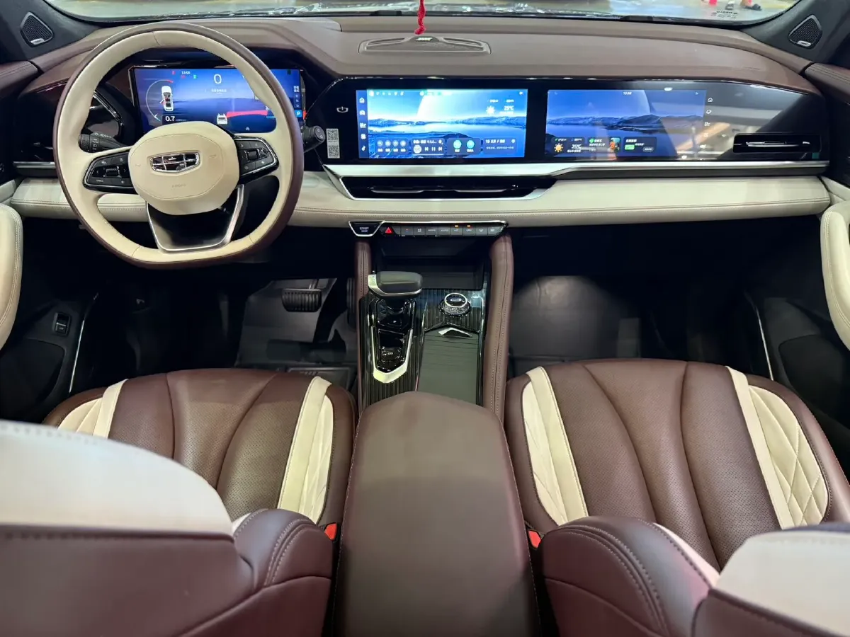 2021 Geely Monjaro 2.0T 238HP L4 8AT,autocango,china used car exporter,china ev exporter,chinese used car exporter,chinese used ev exporter