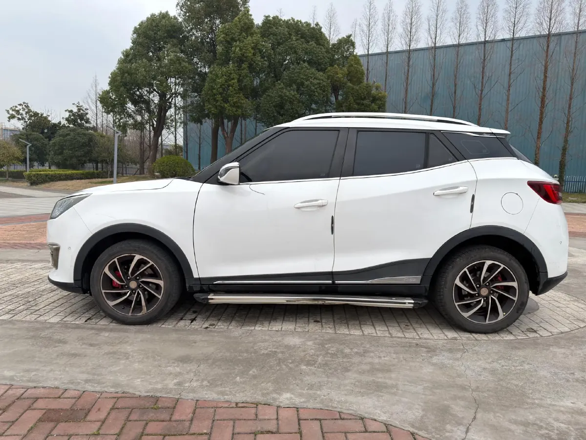 2017 Zotye T300 1.5T 144HP L4 CVT,autocango,china used car exporter,china ev exporter,chinese used car exporter,chinese used ev exporter