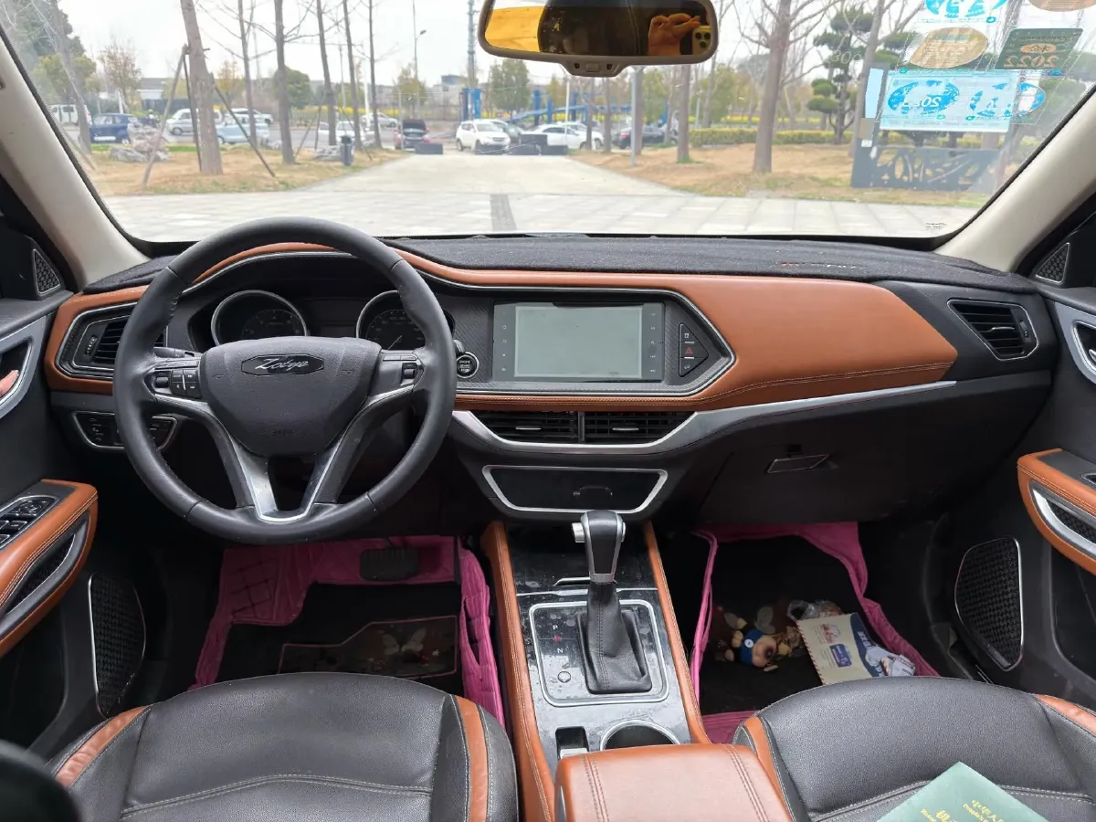 2017 Zotye T300 1.5T 144HP L4 CVT,autocango,china used car exporter,china ev exporter,chinese used car exporter,chinese used ev exporter