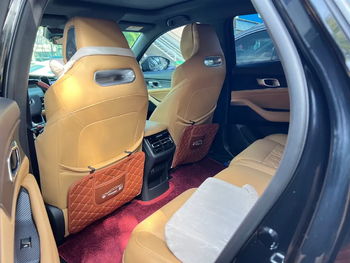 2021 ChangAn UNI-K 2.0T 233HP L4 8AT,autocango,china used car exporter,china ev exporter,chinese used car exporter,chinese used ev exporter