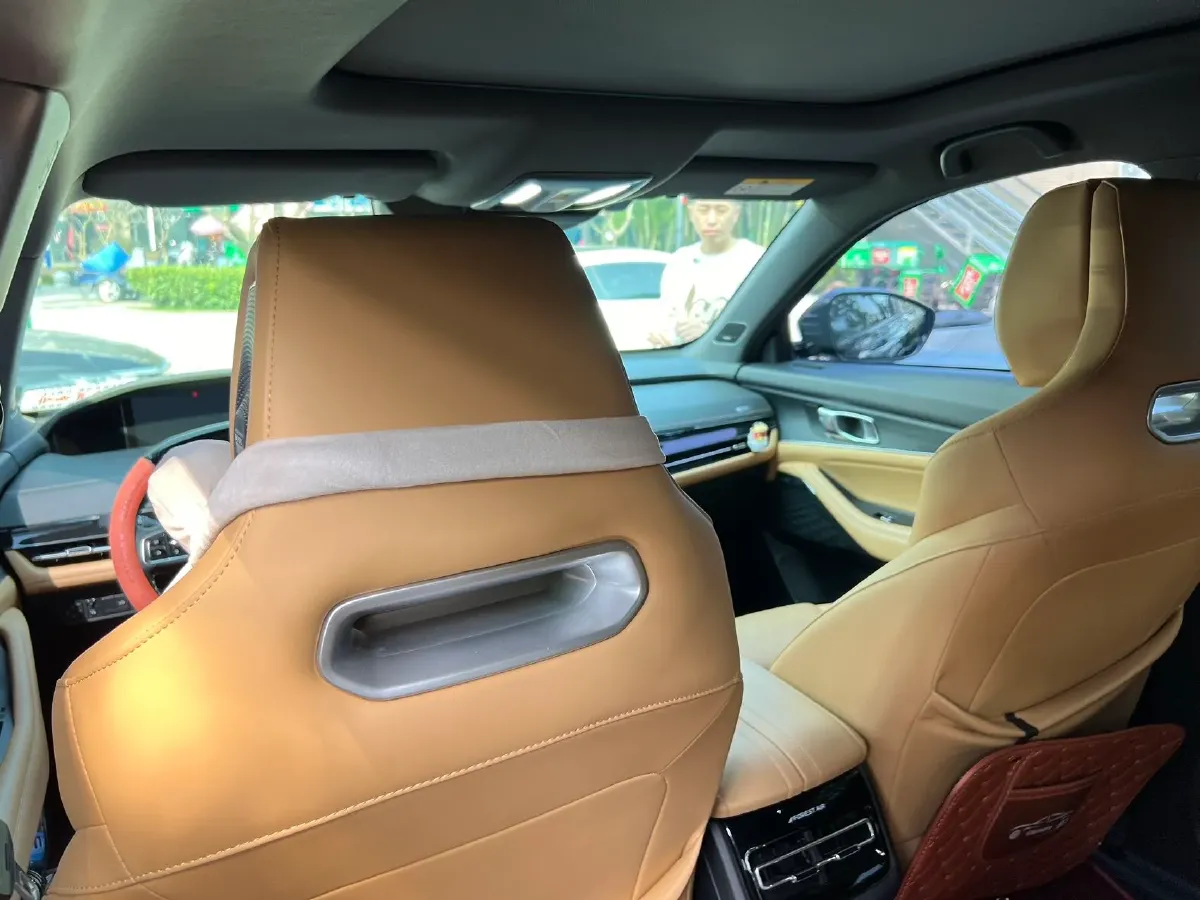 2021 ChangAn UNI-K 2.0T 233HP L4 8AT,autocango,china used car exporter,china ev exporter,chinese used car exporter,chinese used ev exporter