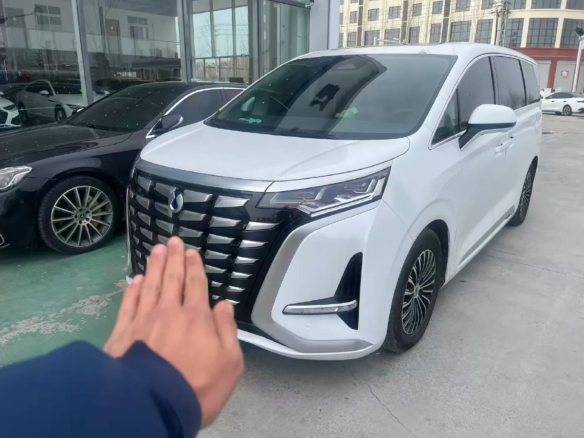 2022 HongQi HS7 3.0T 337HP V6 8AT,autocango,china used car exporter,china ev exporter,chinese used car exporter,chinese used ev exporter