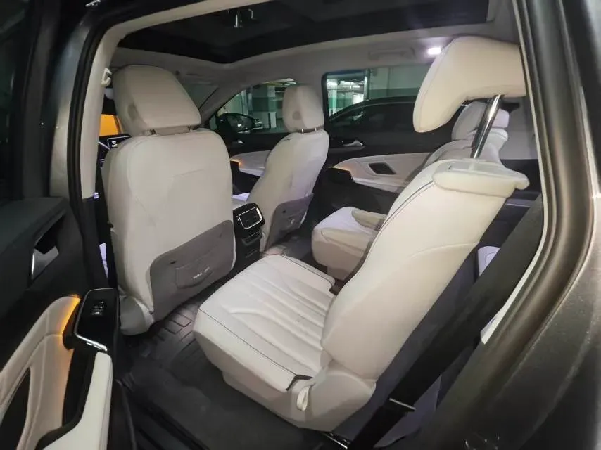 2023 LYNK&CO 03 2.0T 350HP L4 8AT,autocango,china used car exporter,china ev exporter,chinese used car exporter,chinese used ev exporter