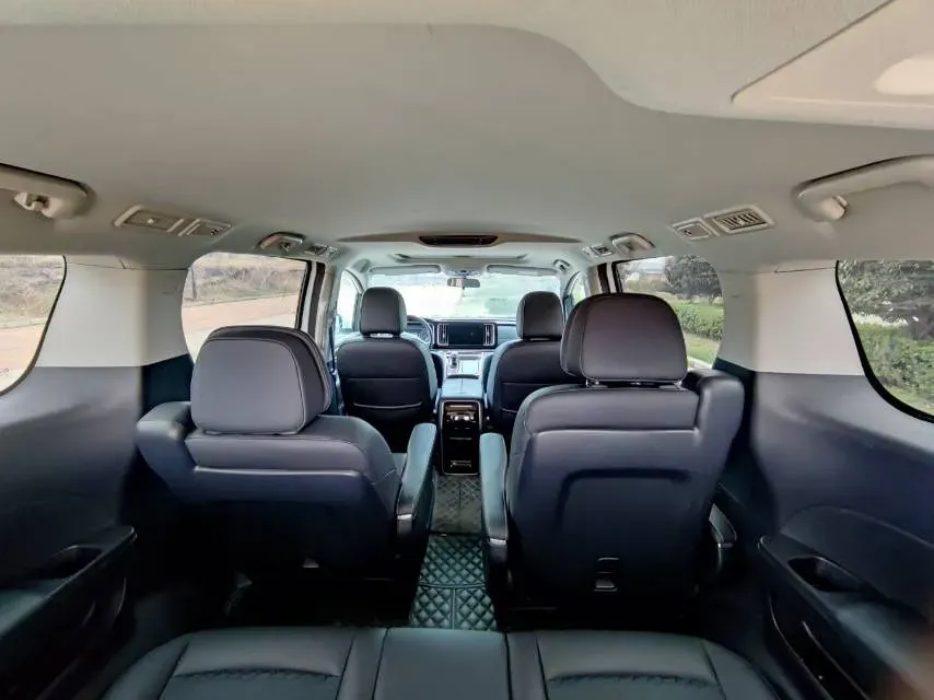 2023 GAC Trumpchi M8 2.0T 252HP L4 8AT,autocango,china used car exporter,china ev exporter,chinese used car exporter,chinese used ev exporter