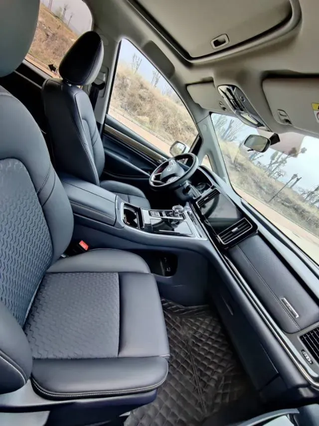 2023 GAC Trumpchi M8 2.0T 252HP L4 8AT,autocango,china used car exporter,china ev exporter,chinese used car exporter,chinese used ev exporter