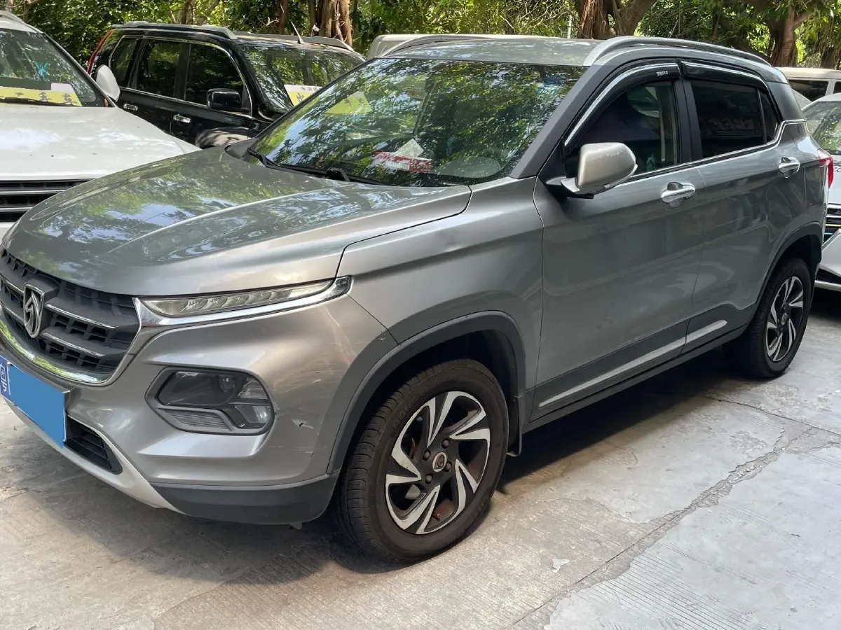 2017 BaoJun 510 1.5L 112HP L4 5AMT,autocango,china used car exporter,china ev exporter,chinese used car exporter,chinese used ev exporter