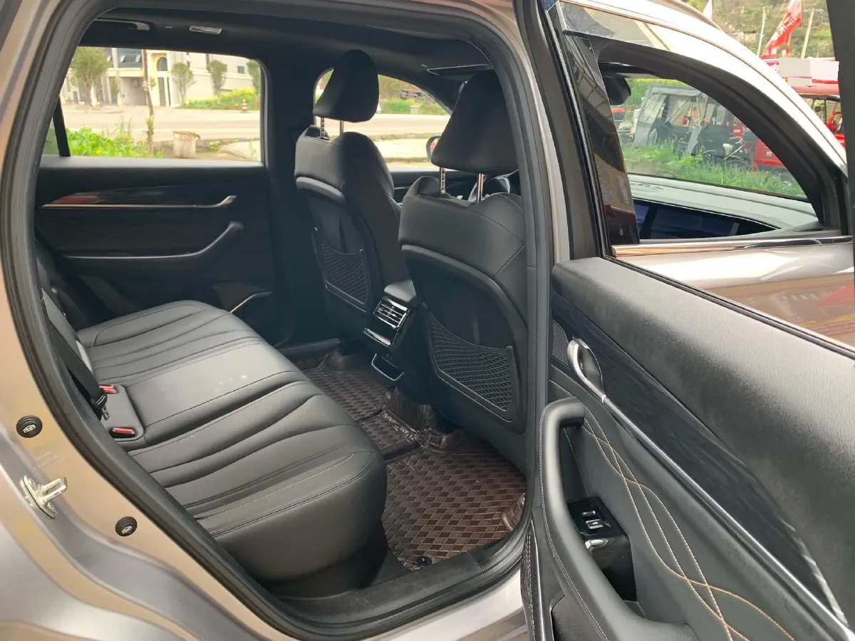 2024 Geely Monjaro 2.0T 218HP L4 7DCT,autocango,china used car exporter,china ev exporter,chinese used car exporter,chinese used ev exporter