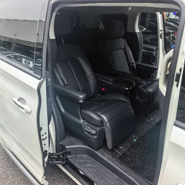 2021 GAC Trumpchi M8 2.0T 252HP L4 8AT,autocango,china used car exporter,china ev exporter,chinese used car exporter,chinese used ev exporter