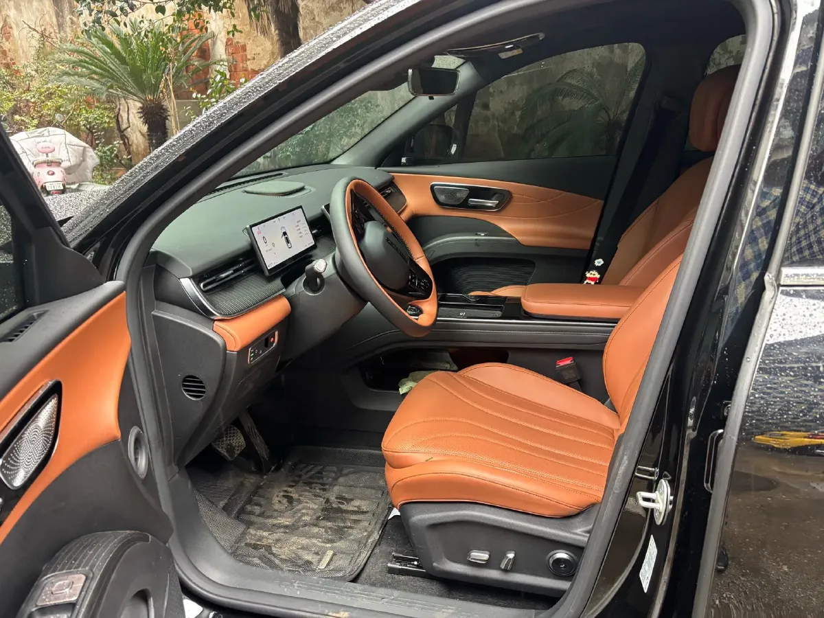 2026 Chery Tiggo 8 1.6T 200HP L4 7DCT,autocango,china used car exporter,china ev exporter,chinese used car exporter,chinese used ev exporter