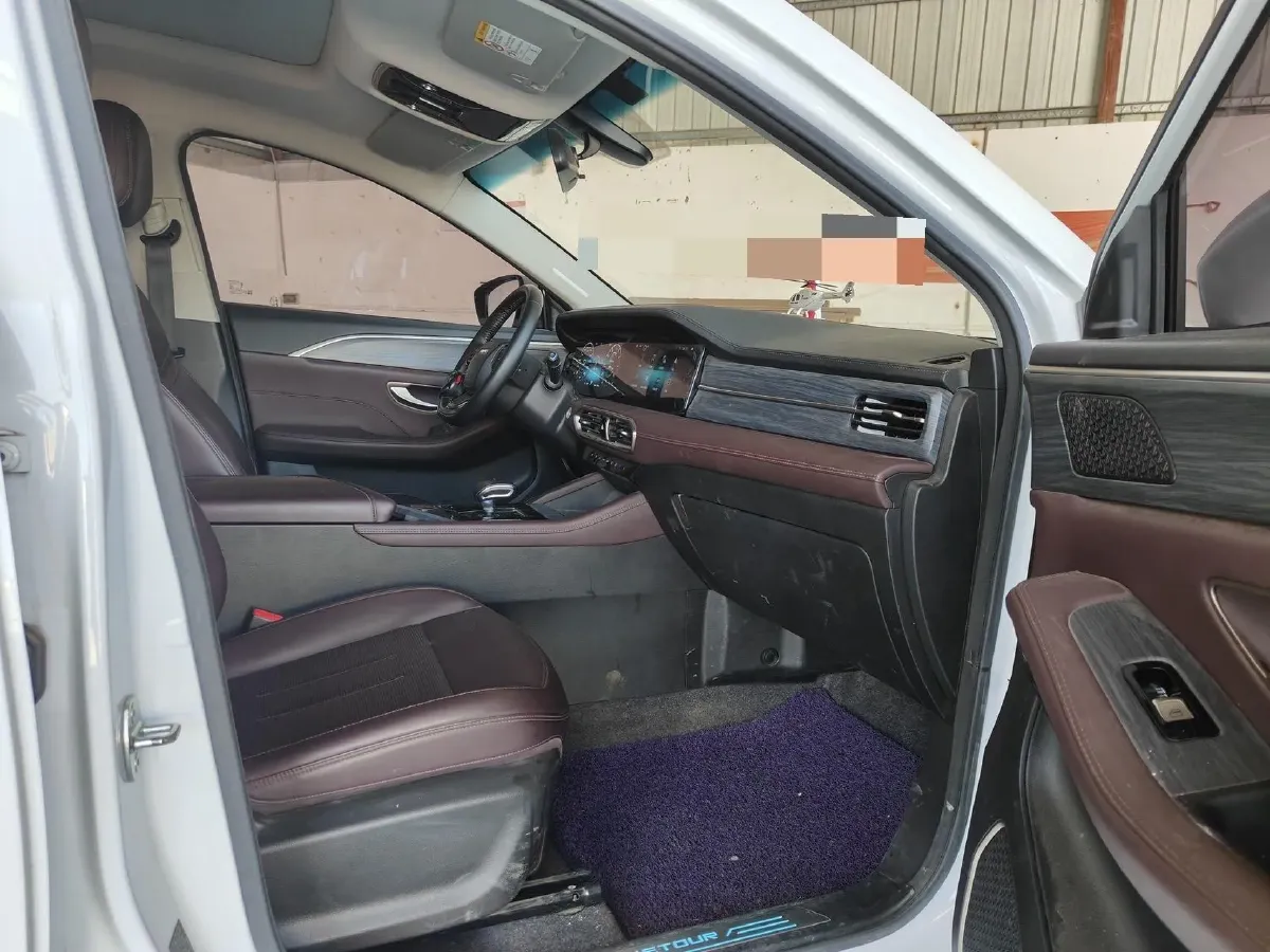 2024 Jetour X90 Plus 1.6T 197HP L4 7DCT,autocango,china used car exporter,china ev exporter,chinese used car exporter,chinese used ev exporter