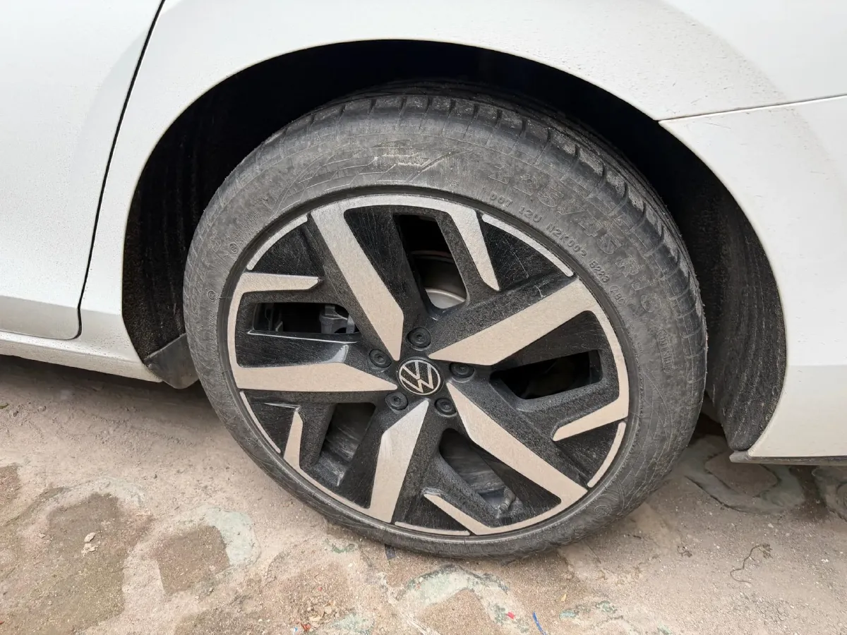 2024 Volkswagen Lamando 1.4T 150HP L4 7DCT,autocango,china used car exporter,china ev exporter,chinese used car exporter,chinese used ev exporter