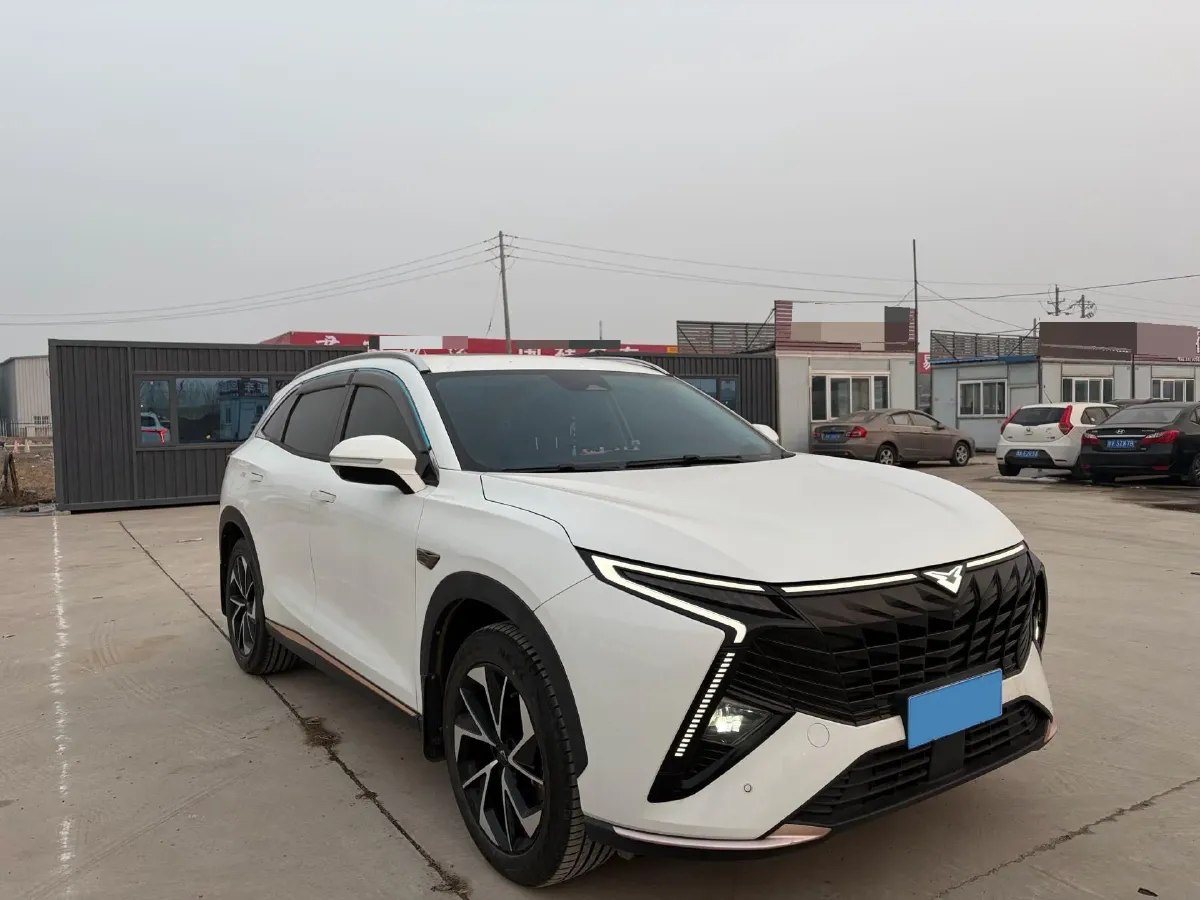 2023 Iveco DeYi 2.5T 122HP L4 6AT,autocango,china used car exporter,china ev exporter,chinese used car exporter,chinese used ev exporter