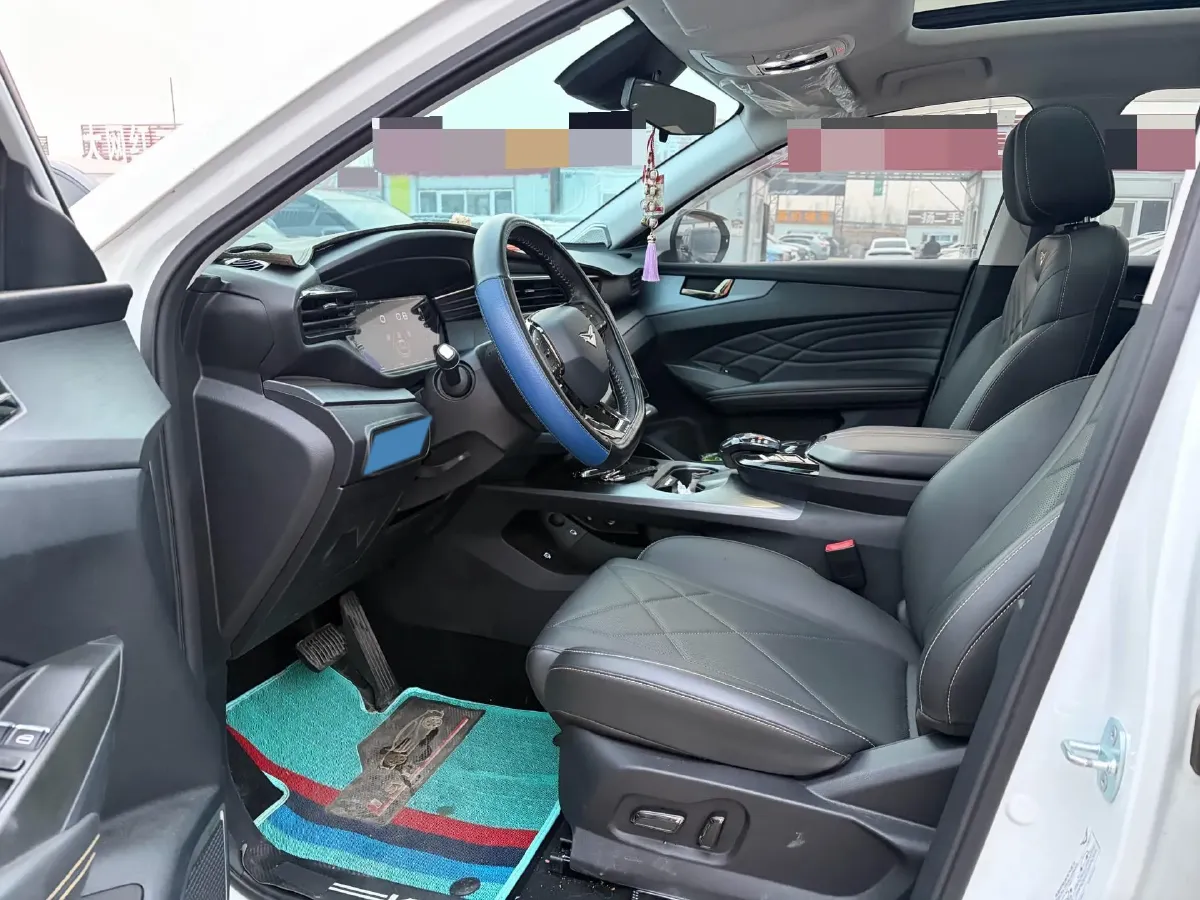 2023 Iveco DeYi 2.5T 122HP L4 6AT,autocango,china used car exporter,china ev exporter,chinese used car exporter,chinese used ev exporter