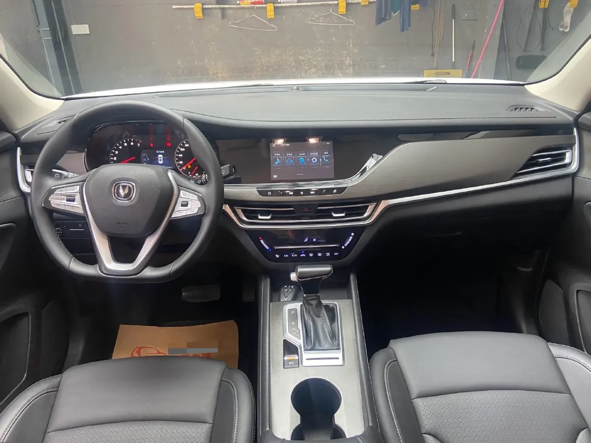 2020 ChangAn CS35 Plus 1.4T 158HP L4 7DCT,autocango,china used car exporter,china ev exporter,chinese used car exporter,chinese used ev exporter