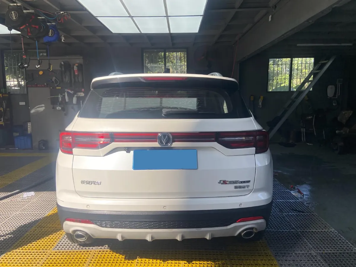 2020 ChangAn CS35 Plus 1.4T 158HP L4 7DCT,autocango,china used car exporter,china ev exporter,chinese used car exporter,chinese used ev exporter