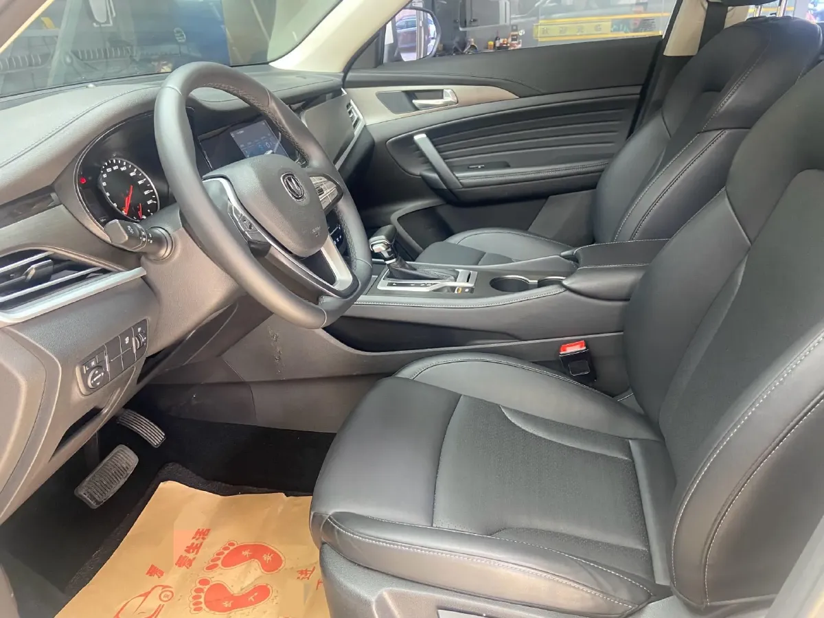 2020 ChangAn CS35 Plus 1.4T 158HP L4 7DCT,autocango,china used car exporter,china ev exporter,chinese used car exporter,chinese used ev exporter