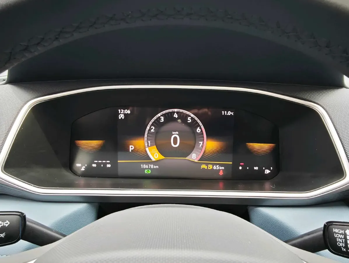 2023 Volkswagen Tharu 1.5T 160HP L4 7DCT,autocango,china used car exporter,china ev exporter,chinese used car exporter,chinese used ev exporter