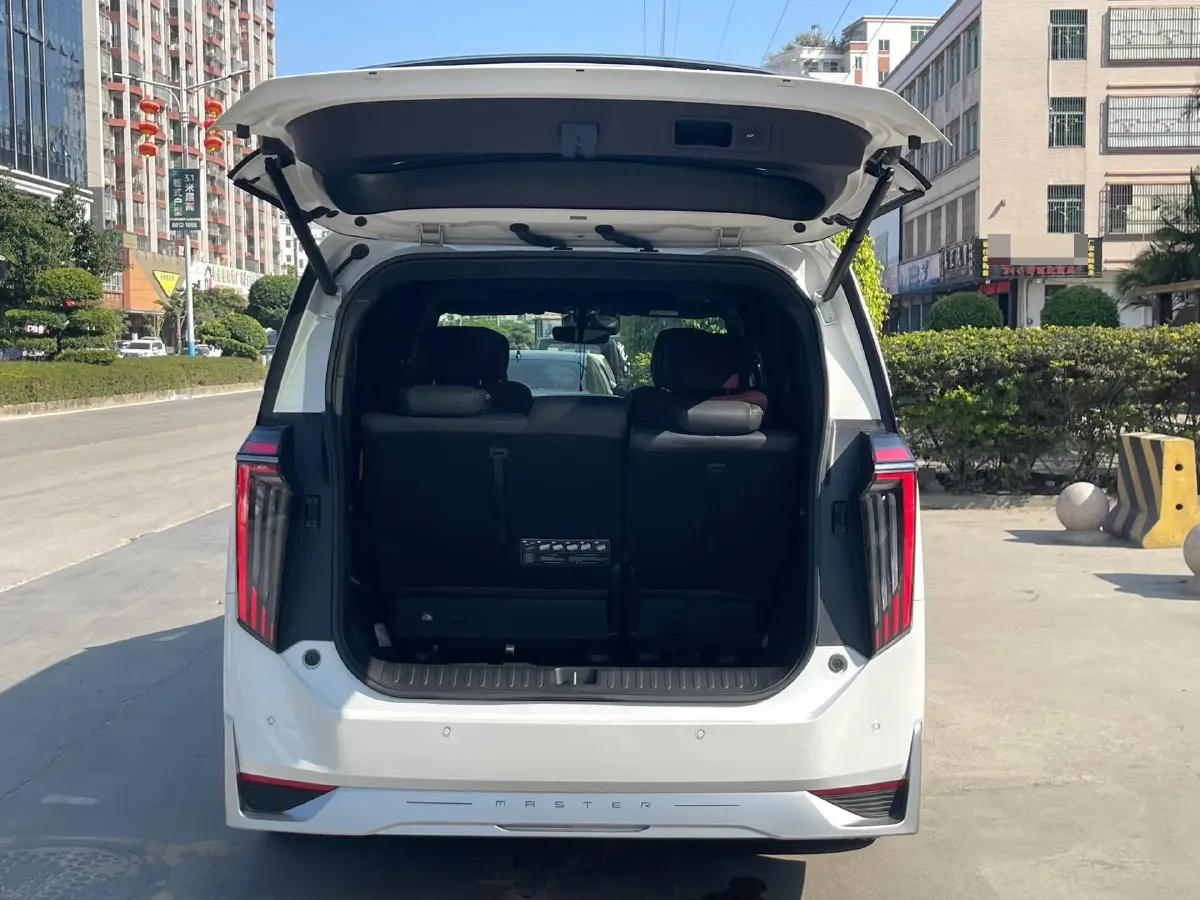 2023 GAC Trumpchi M8 2.0T 252HP L4 8AT,autocango,china used car exporter,china ev exporter,chinese used car exporter,chinese used ev exporter