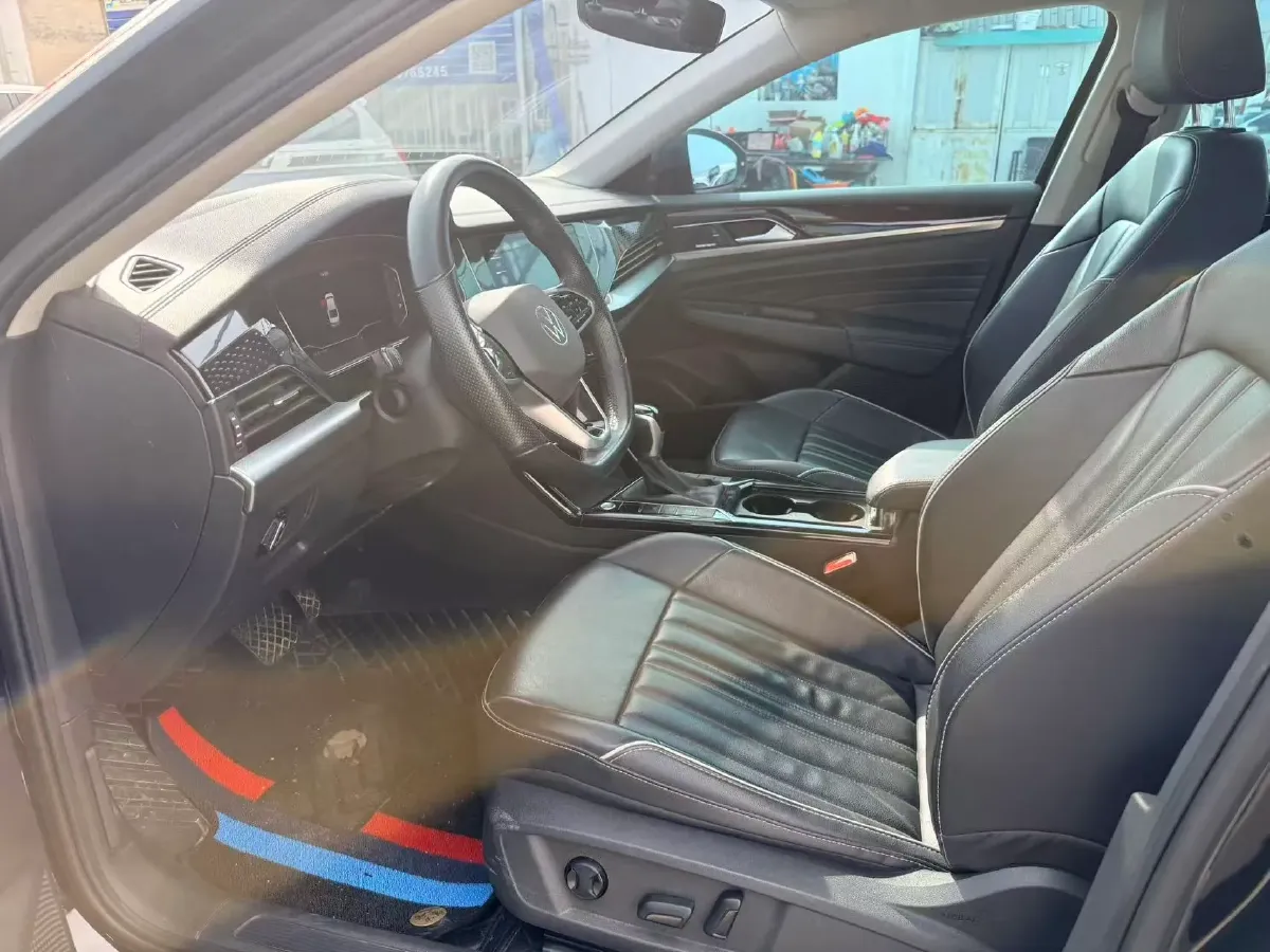2023 Volkswagen Passat 2.0T 186HP L4 7DCT,autocango,china used car exporter,china ev exporter,chinese used car exporter,chinese used ev exporter