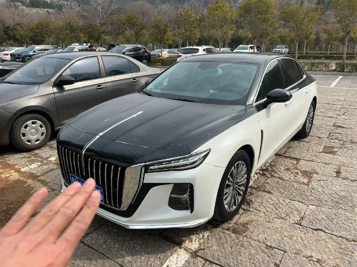 2023 HongQi H5 1.5T 169HP L4 7DCT,autocango,china used car exporter,china ev exporter,chinese used car exporter,chinese used ev exporter